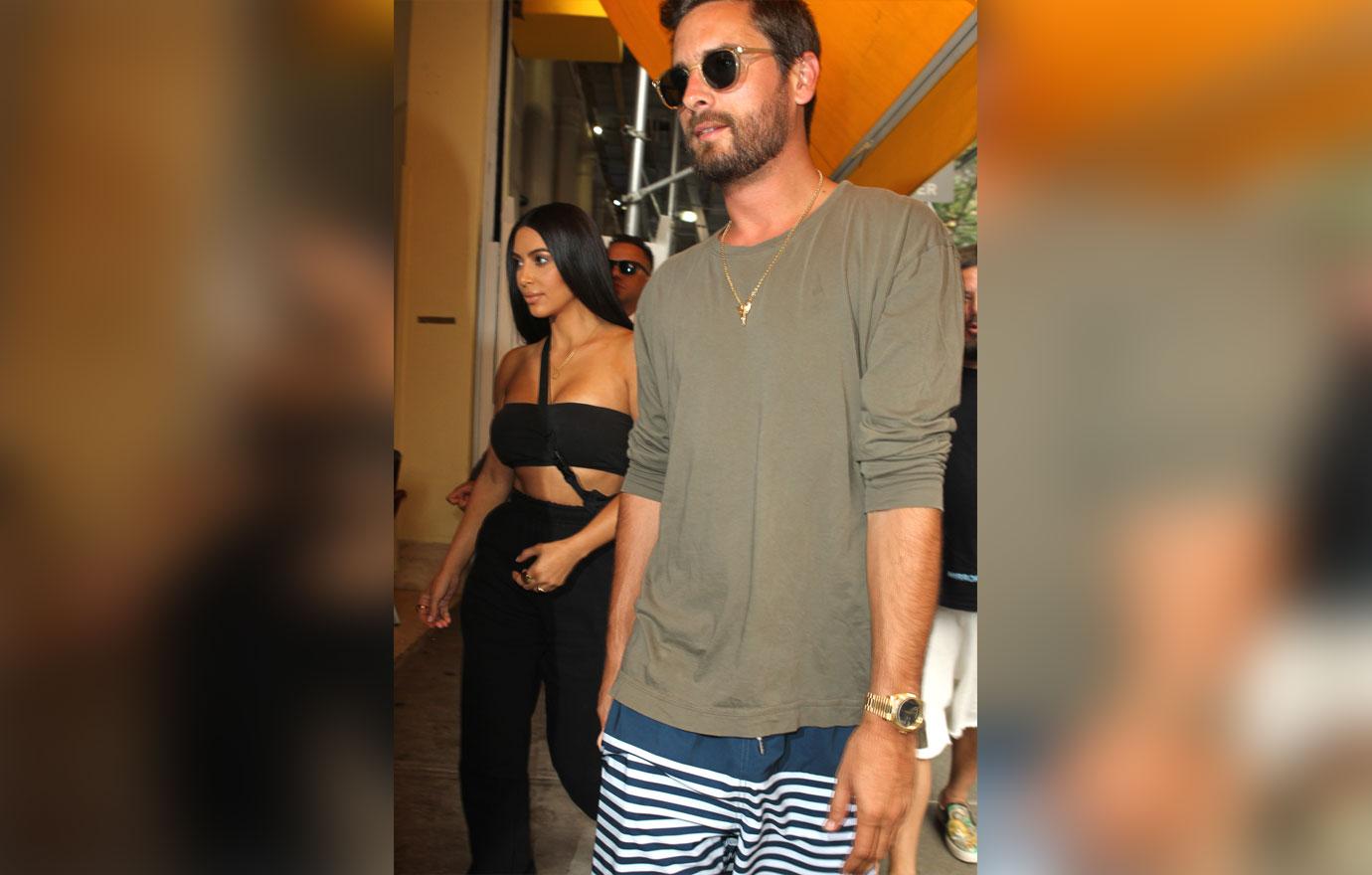 PICS Scott Disick Cruises Along For His Birthday Milestone