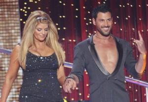 2011__03__Kirstie_Alley_DWTS_March22nerws 300×208.jpg