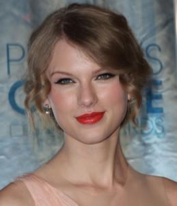 2011__01__taylor_swift_jan27a 259&#215;300.jpg