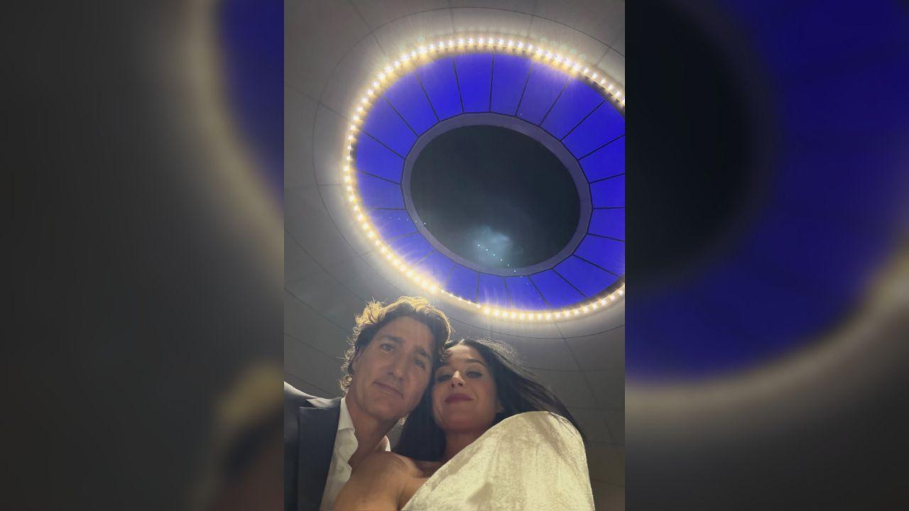 image of Katy and Justin looked loved-up at the museum's opening gala.