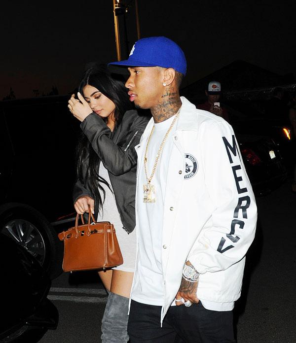 Kylie jenner tyga debt 05