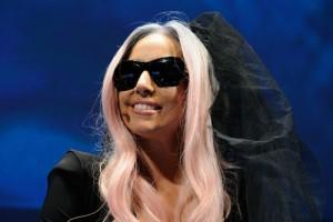 2011__02__Lady_Gaga_Feb7newsnea 300&#215;200.jpg