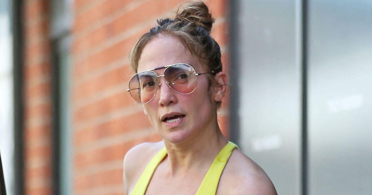JLo shows off incredible abs in a sports bra & tight leggings after  reuniting with ex Ben Affleck following ARod split