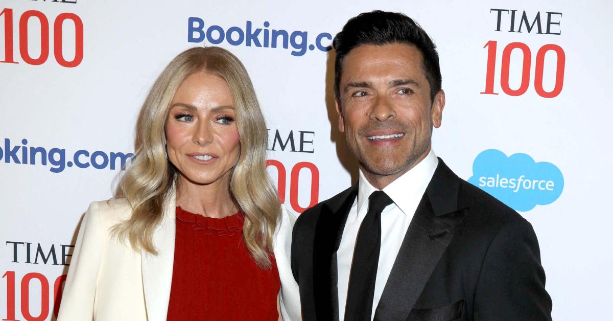 mark consuelos non romantic kelly ripa married construction worker