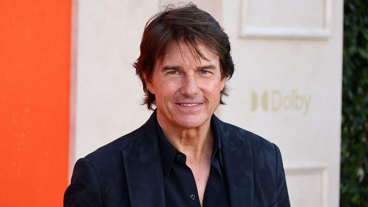 Photo of Tom Cruise.