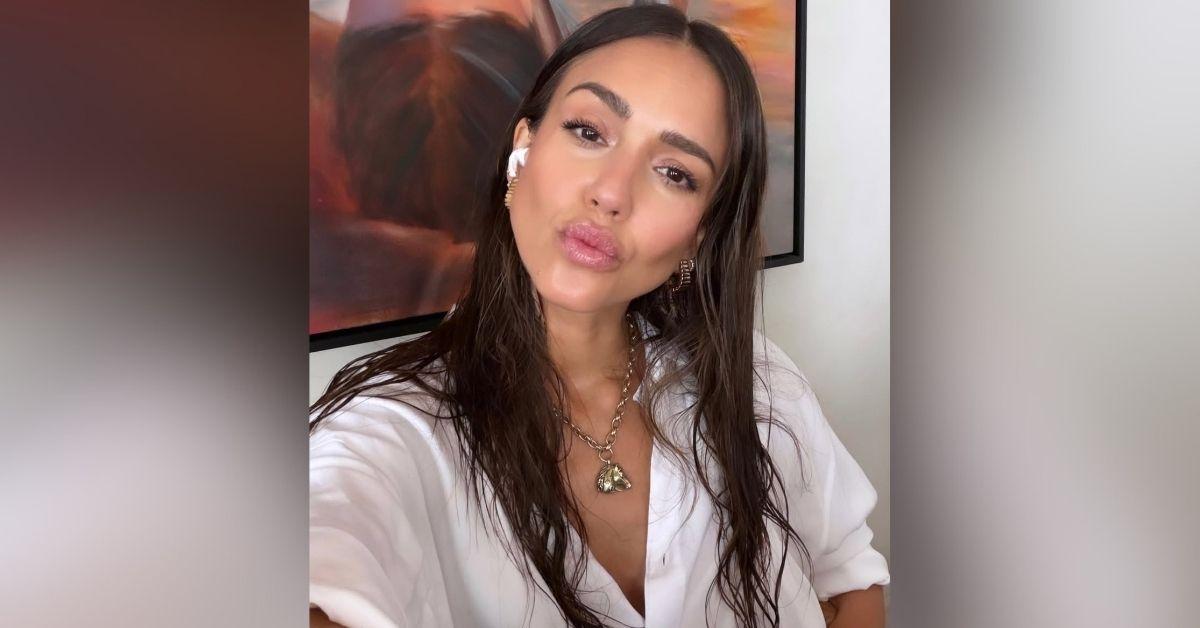 Image of The 'Honey' star wore gold under-eye patches in the snap.