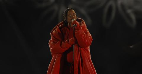 pregnant rihanna confesses early days of motherhood are a headf k pp