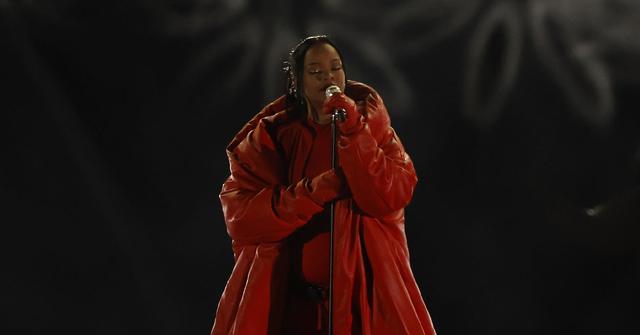 pregnant rihanna confesses early days of motherhood are a headf k pp