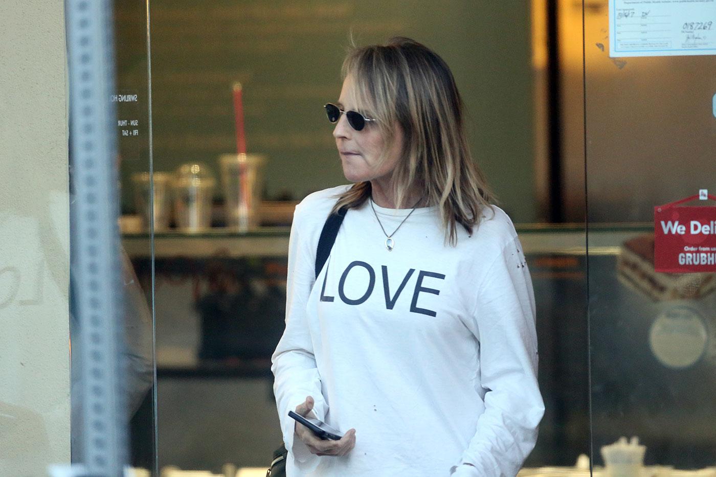 EXCLUSIVE: Helen Hunt brings love to Pinkberry in LA.