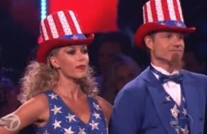 2011__04__Kendra_Wilkinson_Louis_Van_Amstel_April19news 300&#215;194.jpg