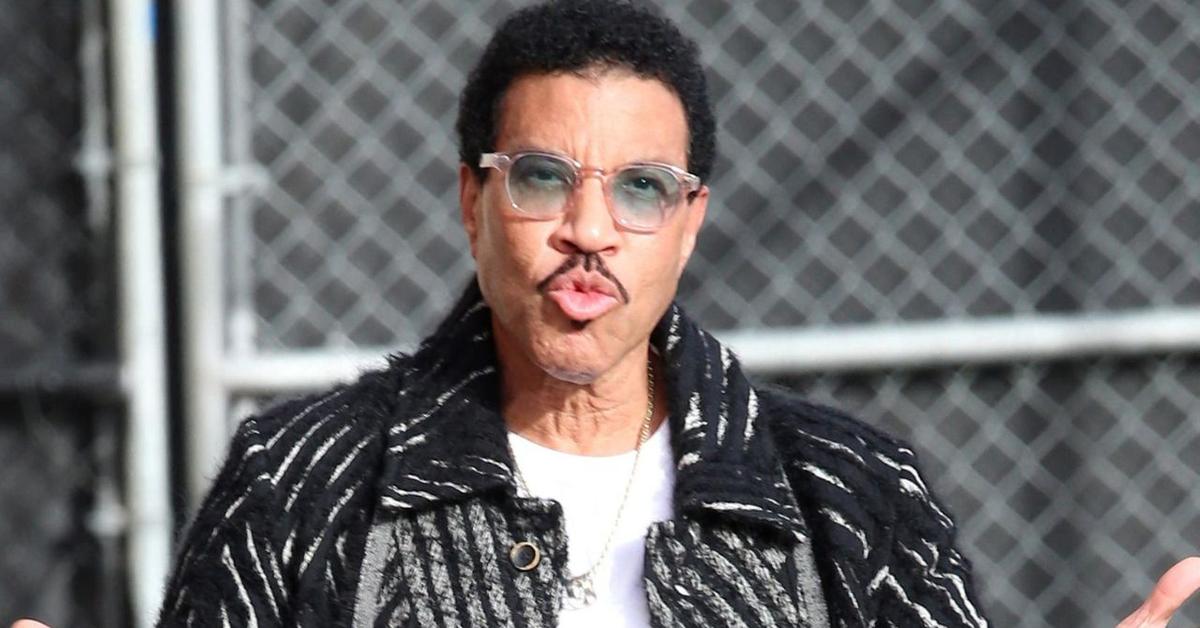 Lionel Richie Showed Signs of Deteriorating Health Before Hospitalization, Eyewitness Claims: 'His Legs Were Getting Weak"