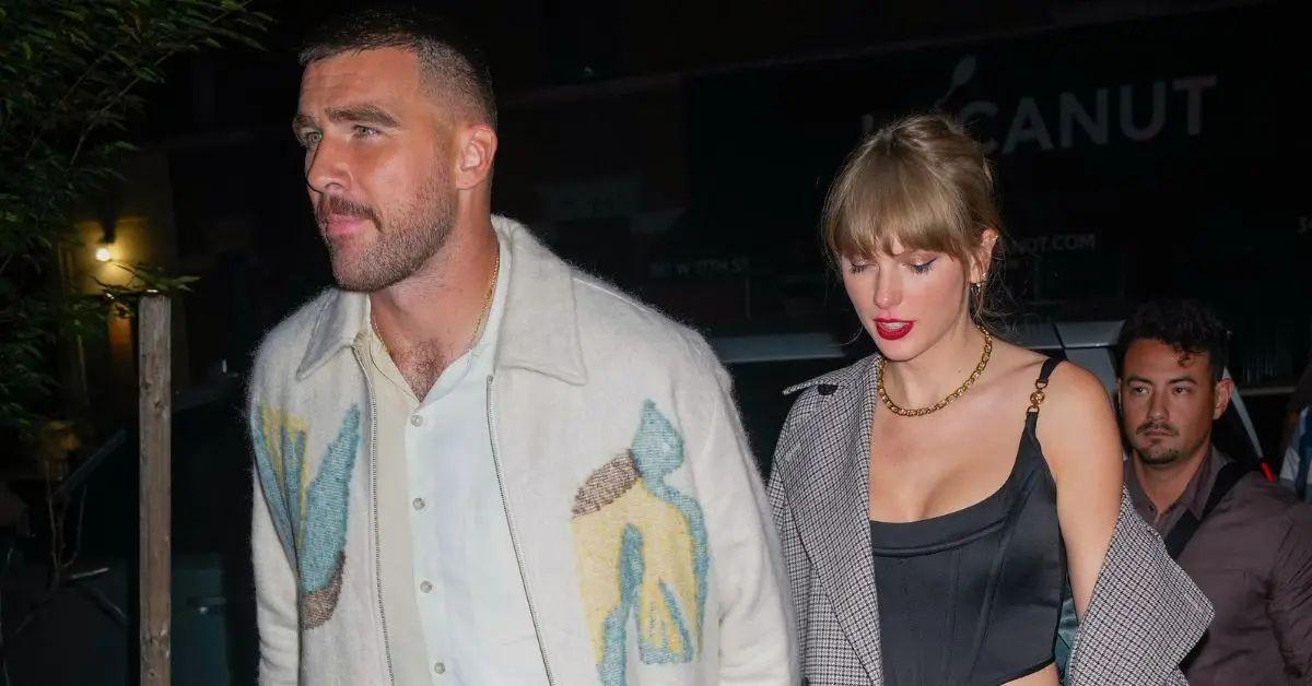 Photo of Travis Kelce and Taylor Swift announced their engagement on August 26.