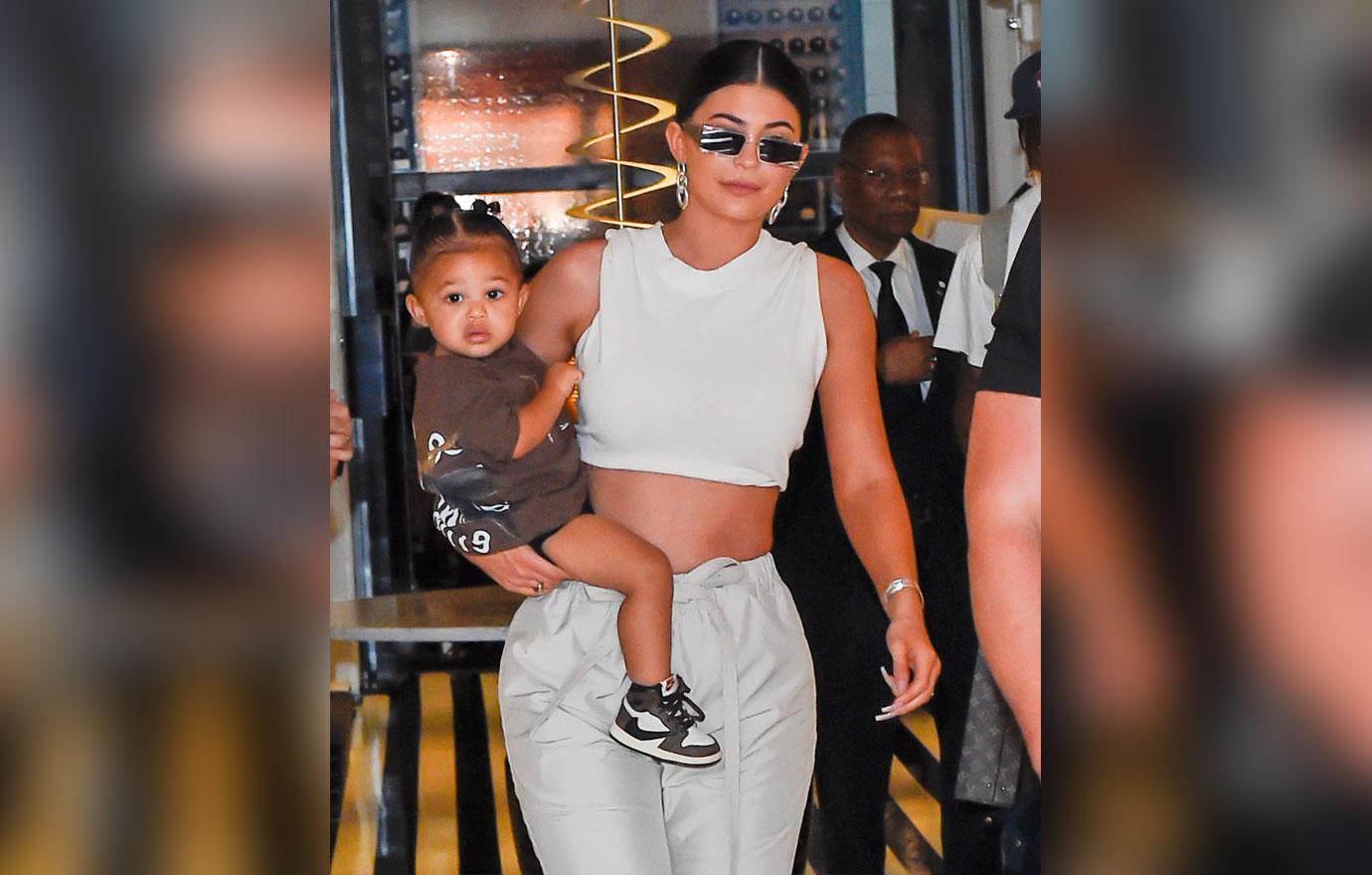 kylie-stormi-nyc