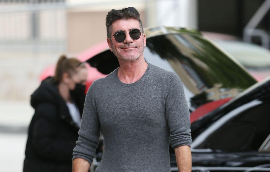 simon cowell breaks arm electric motorbike accident