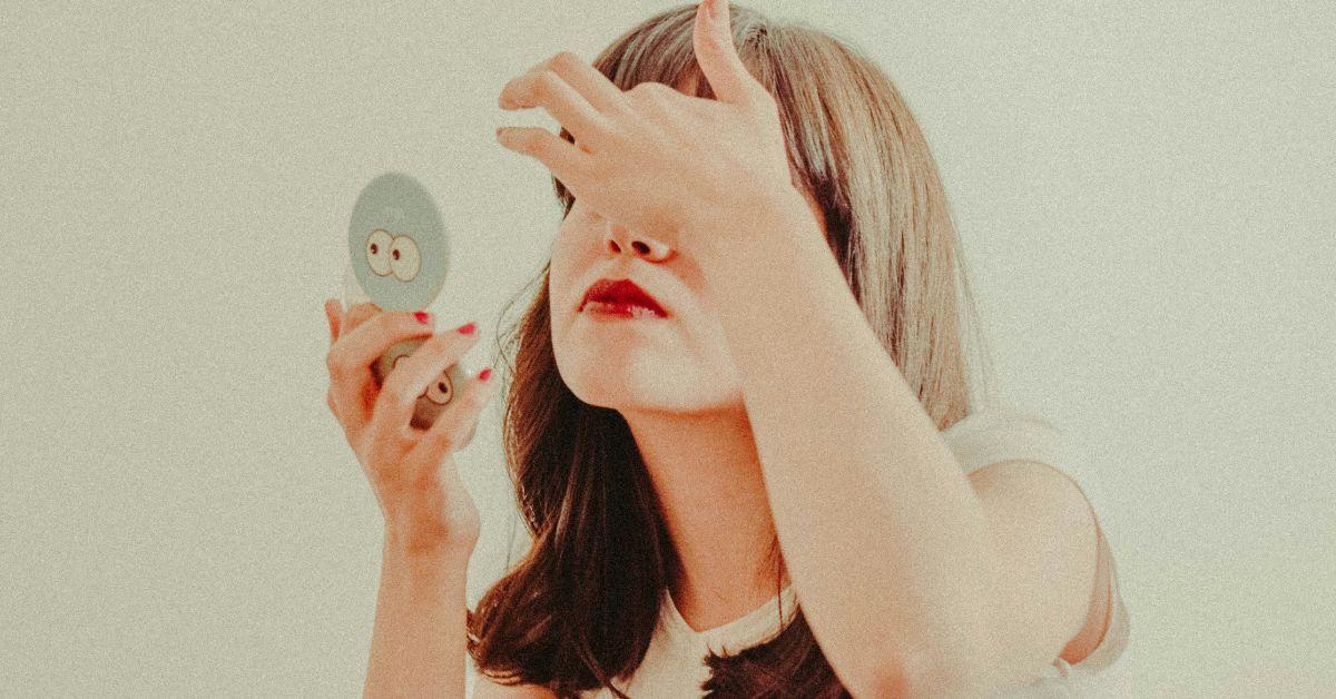 Image of Algorithm-driven content blurs the line between real and artificial beauty.