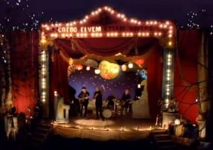 2010__12__Coldplay_Christmas_Lights_Dec2newsnea 300×212.jpg