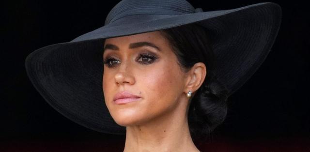 Meghan Markle 'Wants To Be Marie Antoinette & Mother Teresa'