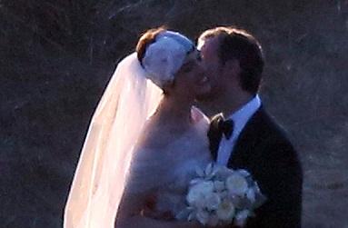 Anne hathaway sept 30 002.jpg