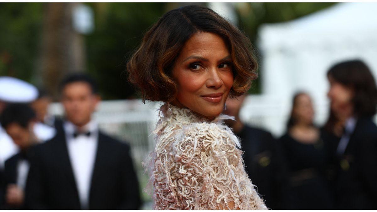image of The Oscar winner admitted she 'didn't know what was happening' when her symptoms first began.