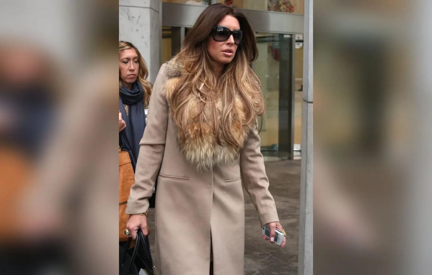 rachel uchitel mega