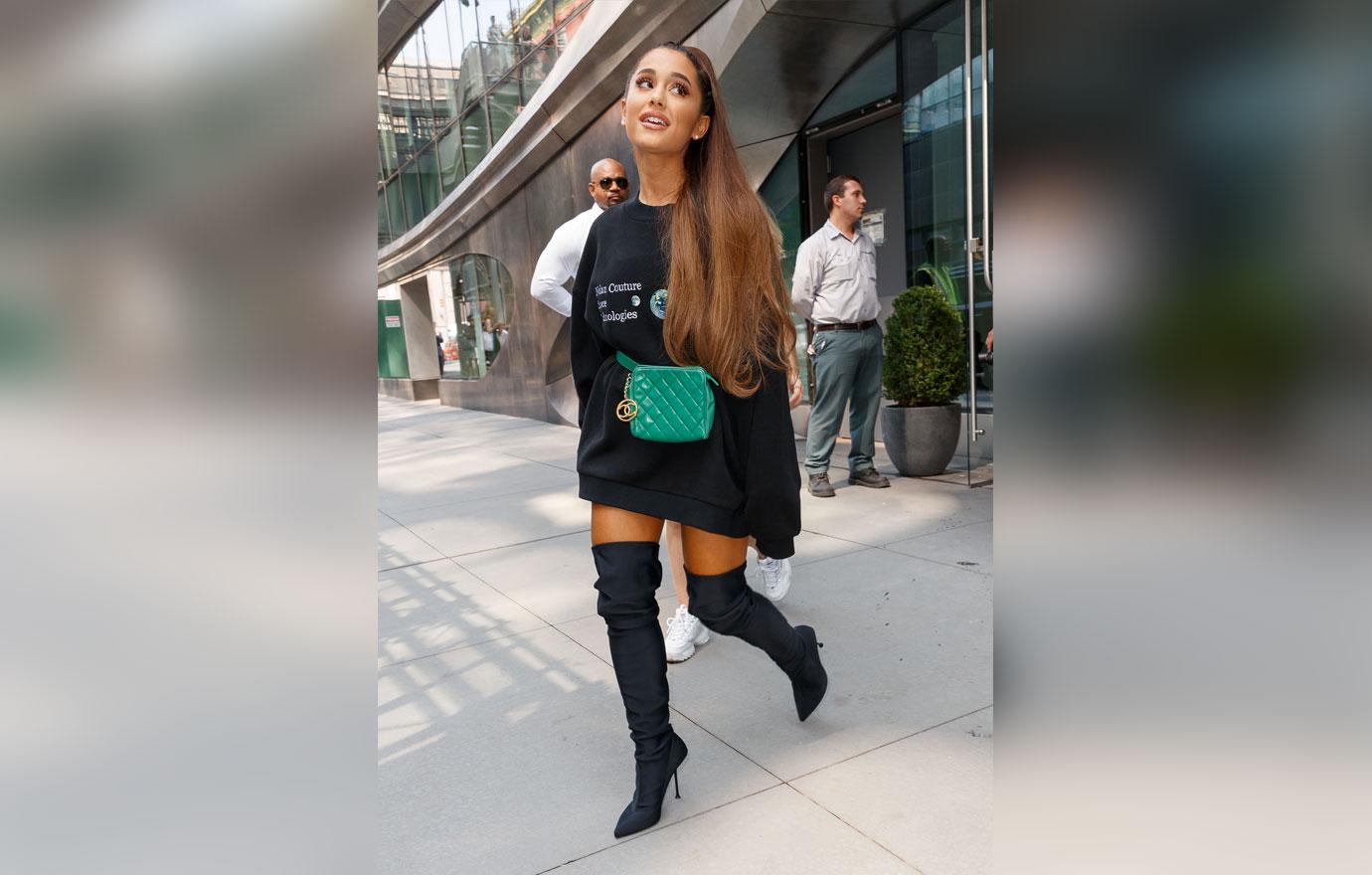 Ariana leaving apartment