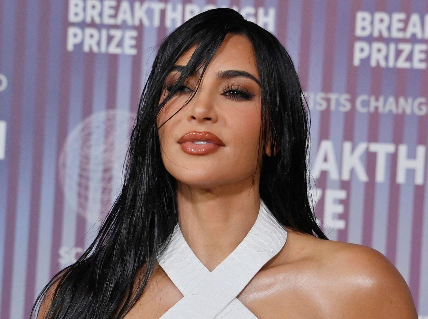 Is Taylor Swift&rsquo;s Song &lsquo;Cassandra&rsquo; About Kim Kardashian & Kanye West?