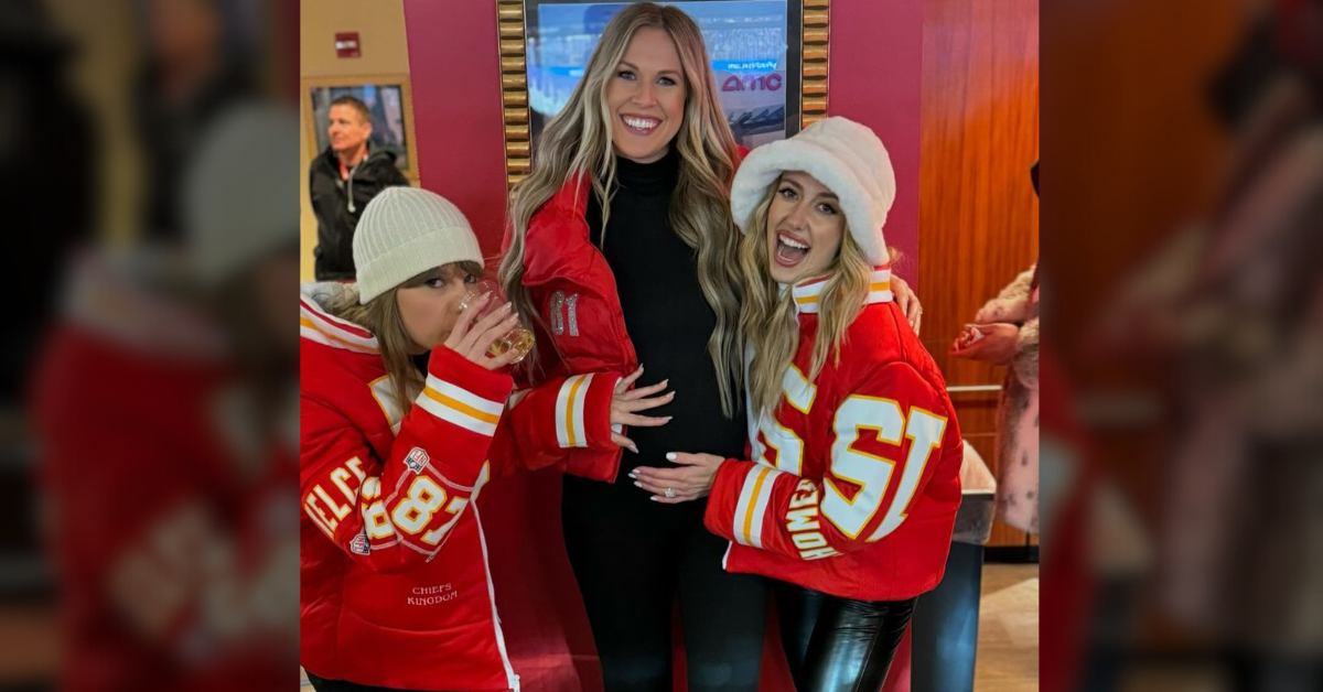 taylor swift brittany mahomes hugging baby bump