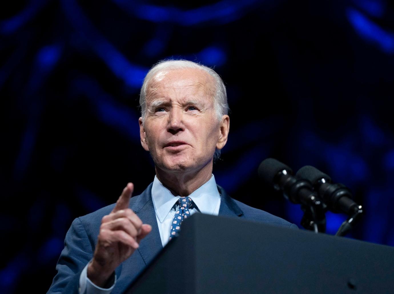 president joe biden makes gaffe speech washington dc dinner