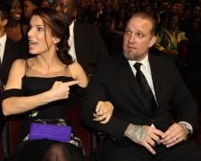 2010__03__Sandra_Bullock_Jesse_James_March29news 225×180.jpg