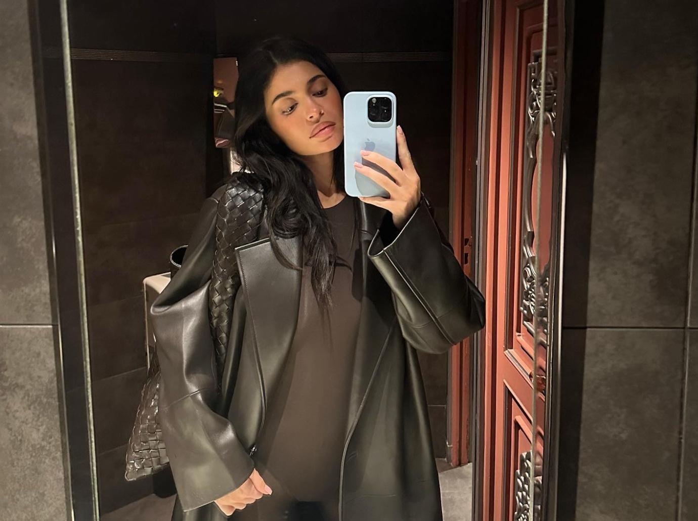 Kylie Jenner Flaunts Curves In Photos Amid Timothee Chalamet Romance