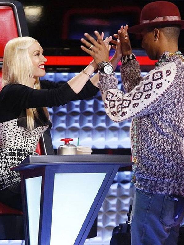 Pharrell gwen stefani the voice live