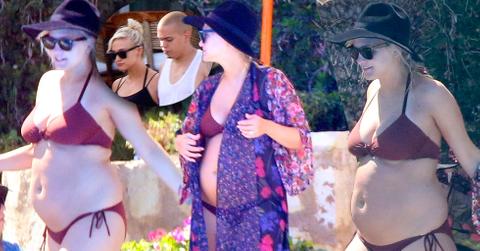 Pregnant ashlee simpsn bikni photos