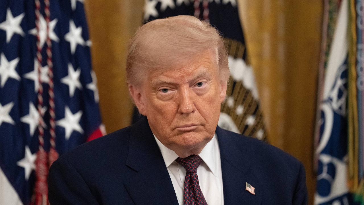 Image of Medical professionals have warned of the dangers of Trump's alleged declining mental fitness.