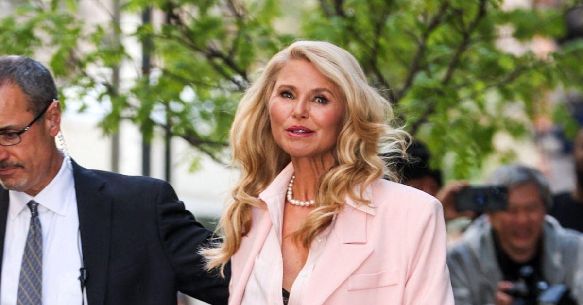 Photo of Christie Brinkley