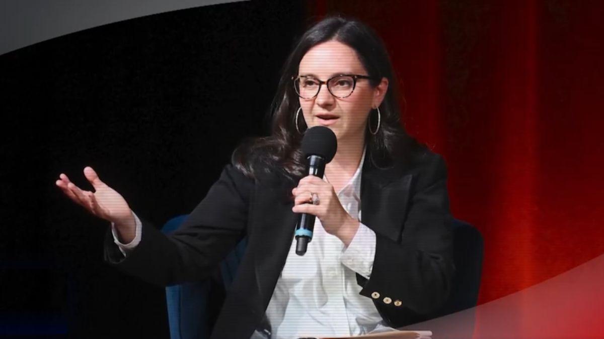 Image of Andy Cohen wasn't a fan of Bari Weiss' rightward tilt of CBS News.