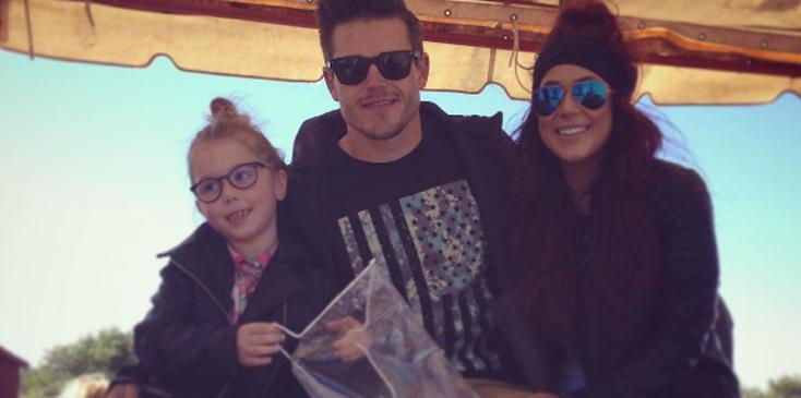 chelsea houska pregnant baby bump wedding