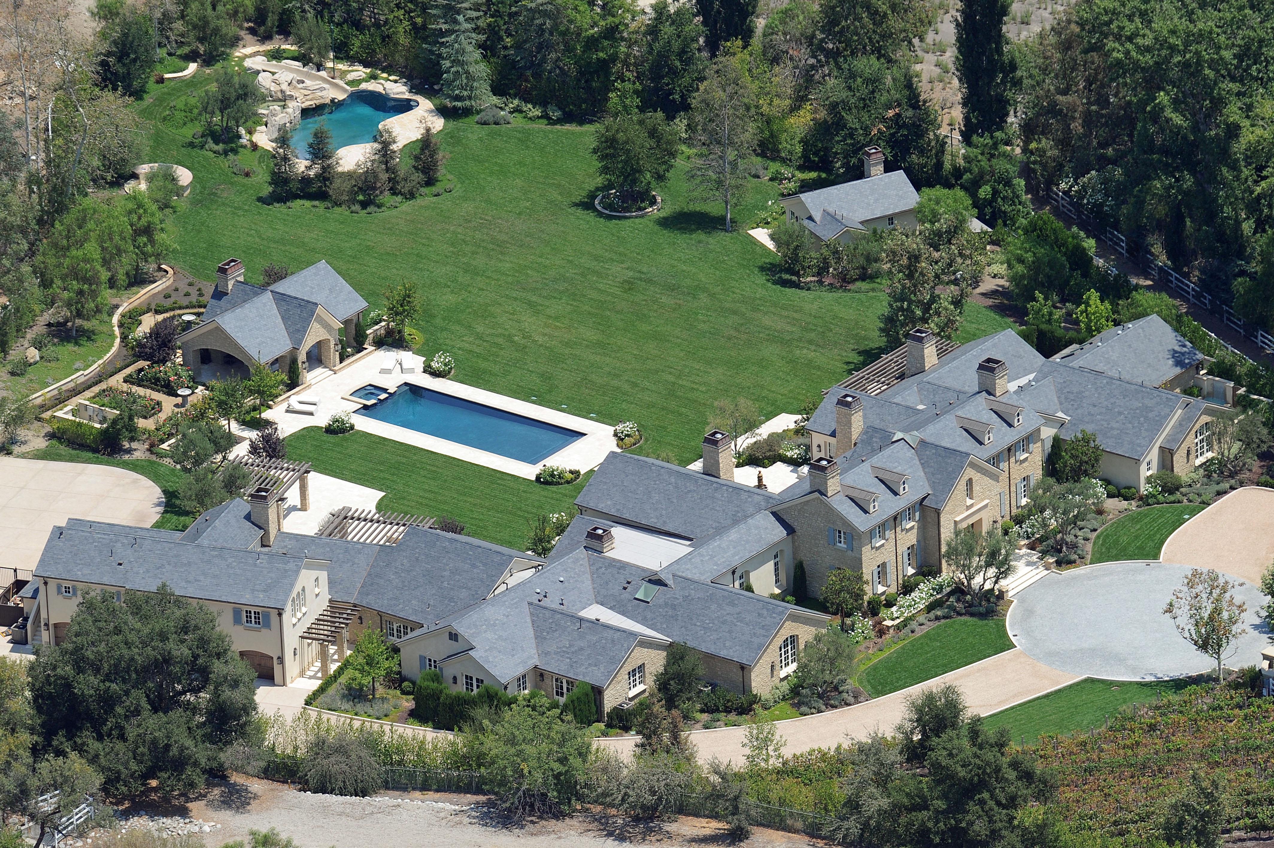 Kim Kardashian And Kanye West Move Into $20 Million Mansion