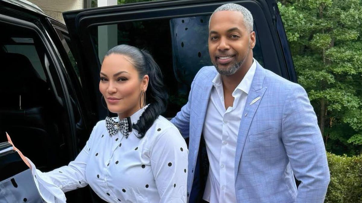 Pic of Egypt Sherrod & Mike Jackson. 