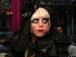 2011__05__Lady_Gaga_May24news 300×225.jpg