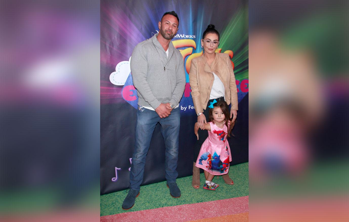 Jenni 'JWoww' Farley And Roger Mathews With Daughter On Red Carpet