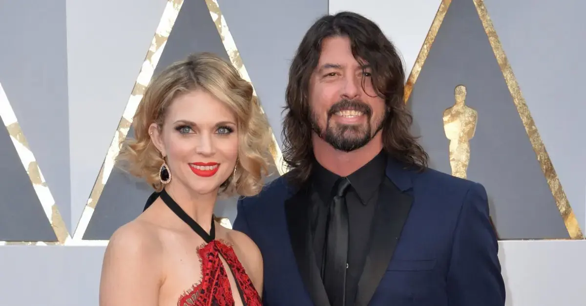 dave grohl celebrate christmas wife daughters cheating scandal