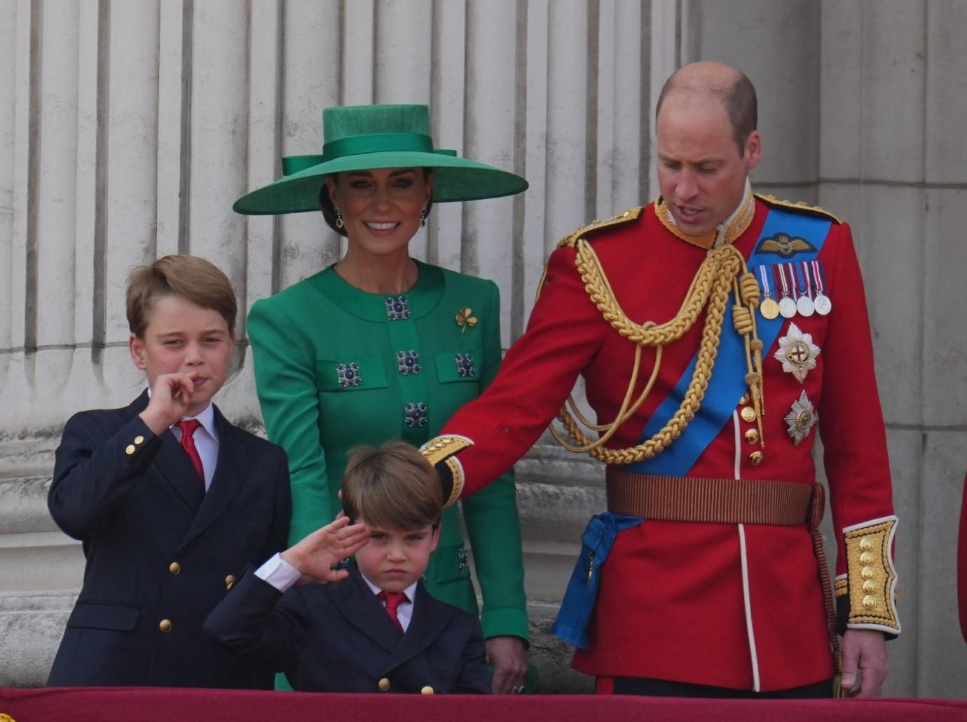 prince william drinking dancing friends nightclub celebrate birthday