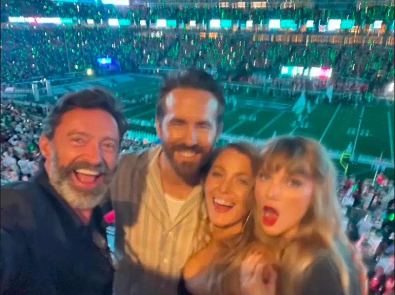 ryan reynolds nfl travis kelce taylor swift coverage