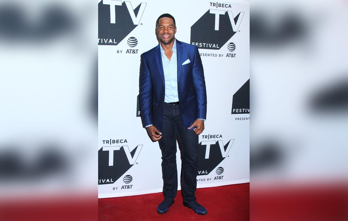 Michael strahan host own hour good morning america 4