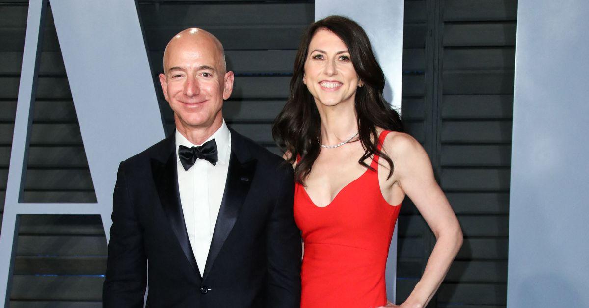 Photo of Jeff Bezos and Lauren Sánchez