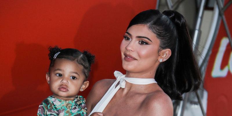 Kylie Jenner Holding Daughter Stormi At Premiere Tarantula