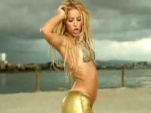 2010__09__Shakira_Sept29newsne 300×224.jpg