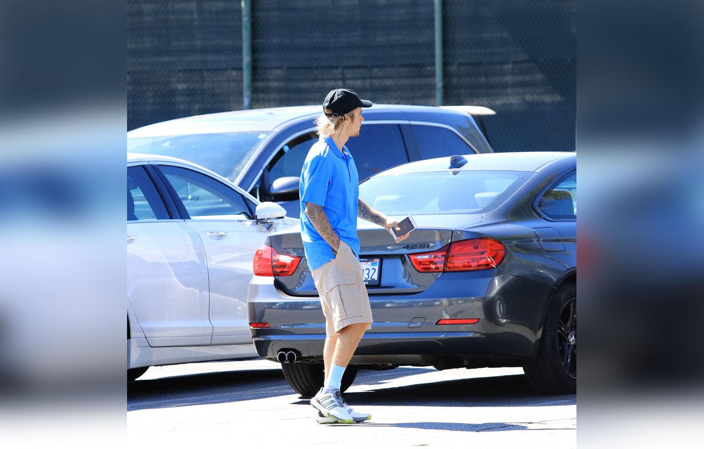 Justin Bieber seen leaving the golf course in Los Angeles