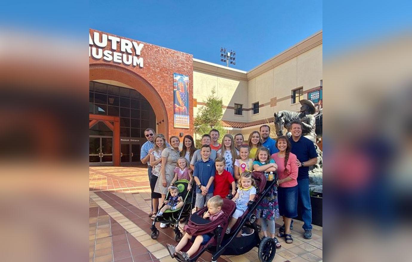 Duggar Vacation In Los Angeles