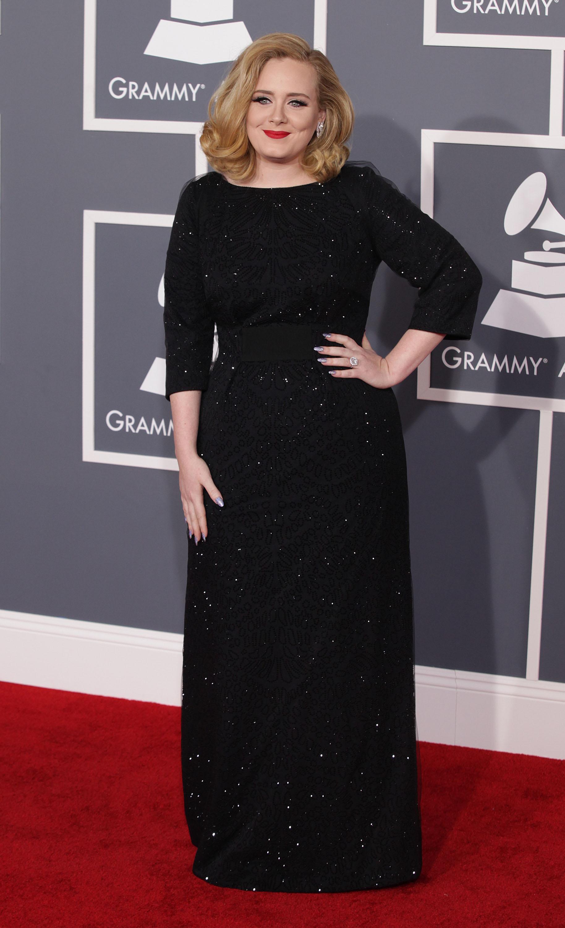 Adele Suffering From Stage Fright